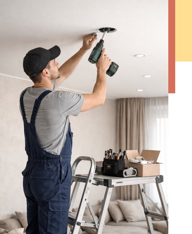 Установка и монтаж точечных светильников в натяжной потолок в Дивногорске от 1820 руб. | ОТДЕЛОЧНИК-Двн